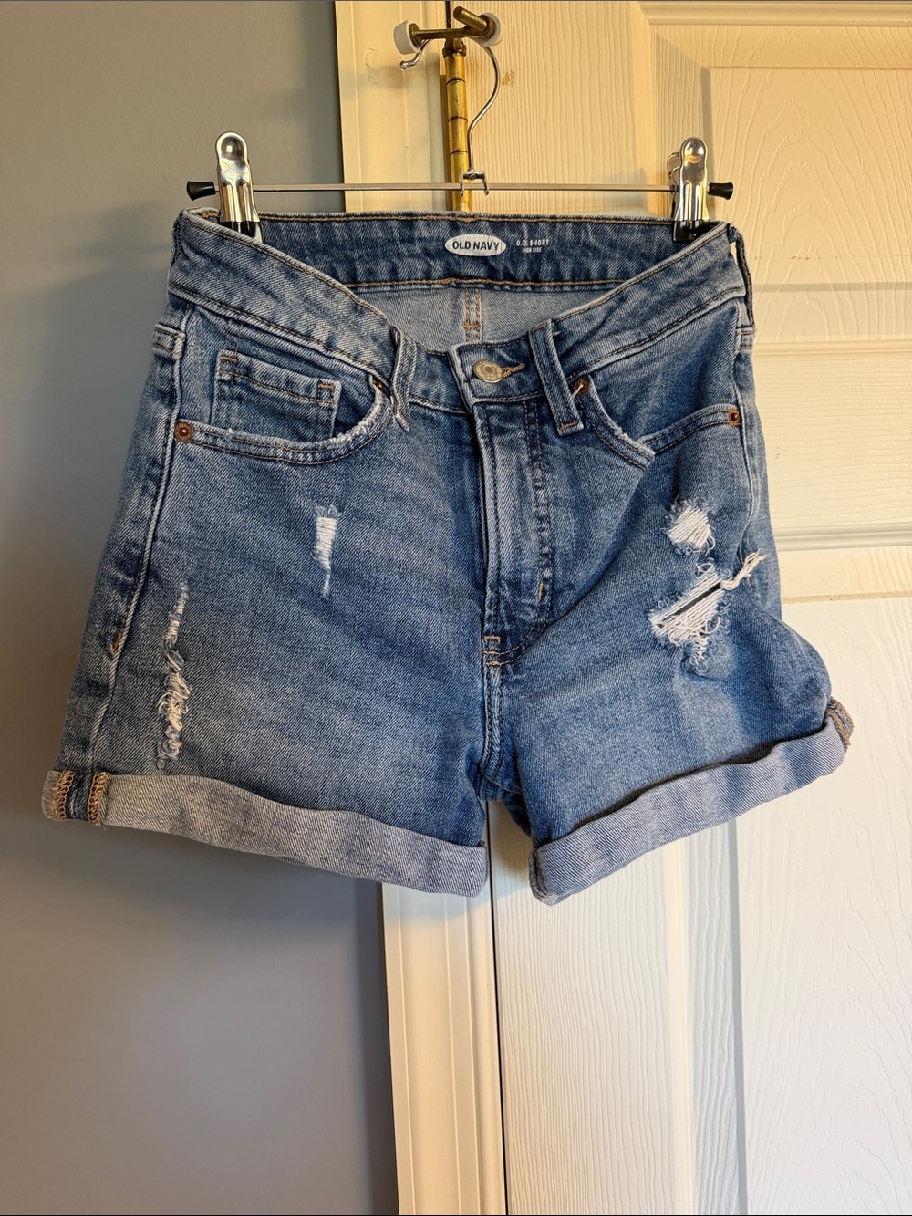 Old Navy Light Blue Distressed Rolled-Hem Denim Shorts